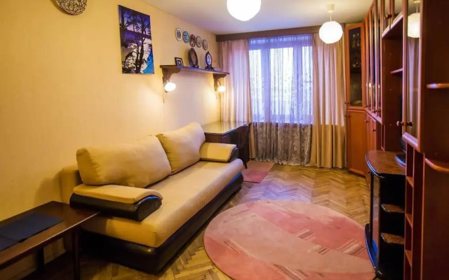 AG Apartment Basseynaya 53