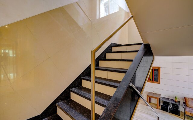 Starwood Residency by Fabhotel