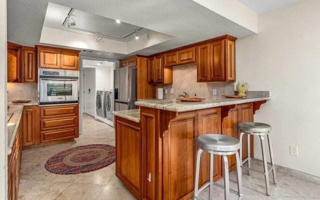 La Jolla Gem 3 Bedroom Condo