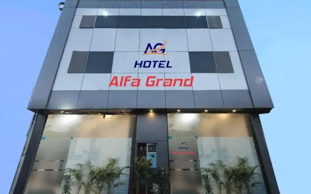 OYO 4083 Hotel Alfa Grand