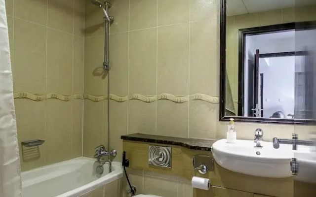 One Perfect Stay - Goldcrest Views 1