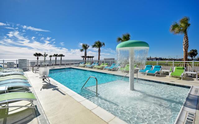 Holiday Inn Express And Suites Galveston Beach by IHG