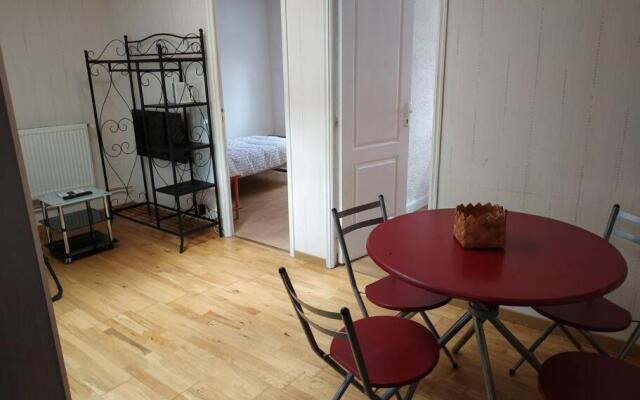 Superbe appartement avec parking gratuit sur place