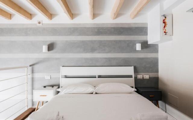 Awesome loft in the city center of Milan