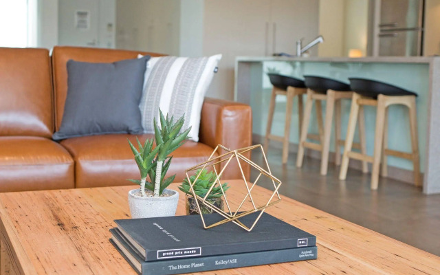 Sullivans Cove Apartments