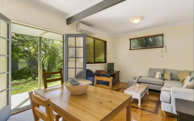 Phillip Island Time - Large home with self-contained apartment sleeps 11