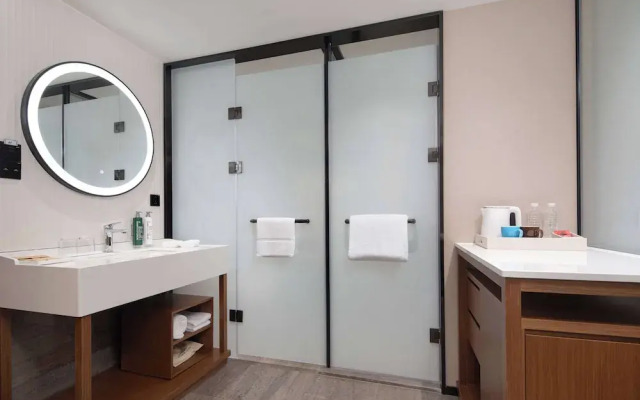 Hilton Garden Inn Beihai Jiafu