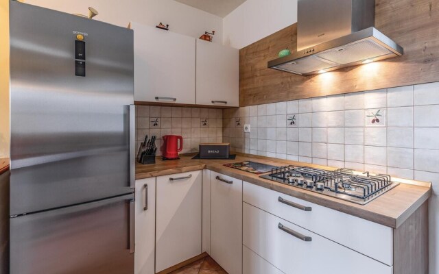 Awesome Home in Fazana With Wifi and 2 Bedrooms