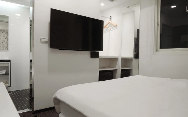 CHECK inn Express Taipei Yongkang