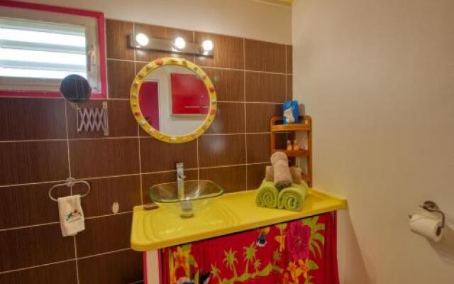 Villa with swimming pool (MQSA27)