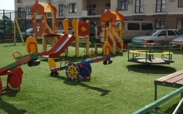 Guest house on Khalturina 30