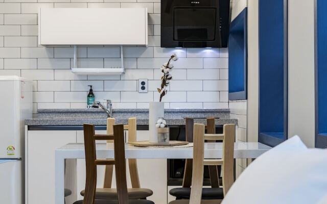 Yeosuya Hostel & Pension