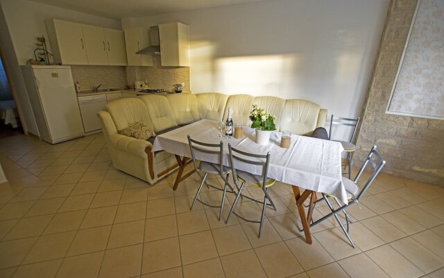 Apartments Juric On Quiet Location