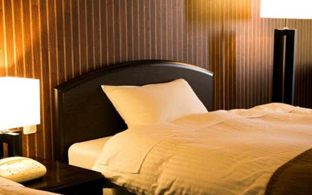 Sundance Resort Izu-Kogen - 3 Nights, Shizuoka-ken, Japan