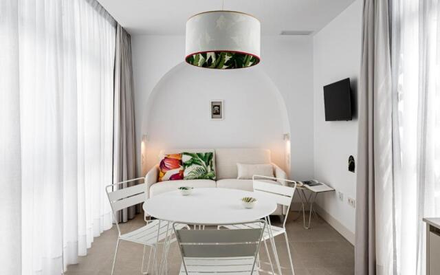 Apartamentos y estudios céntricos Conil Home Suite
