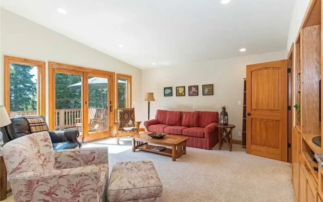 Perfect Fit 4 Br home by RedAwning