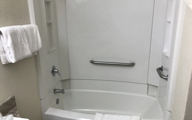 Econo Lodge Midtown