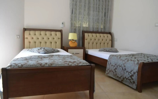 Hotel Ana