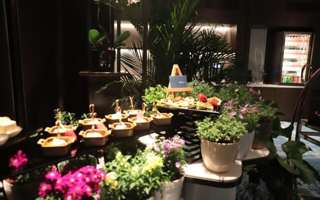 Crowne Plaza Shanghai Hongqiao by IHG