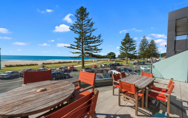 The Pavilions Beachfront Apartments