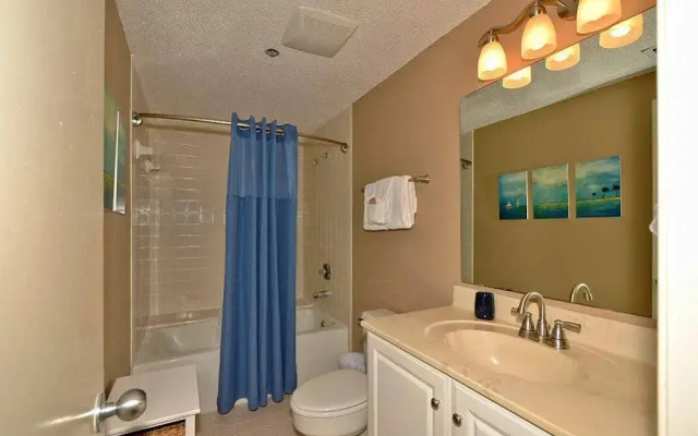 Navarre Towers by Saltwater Vacations