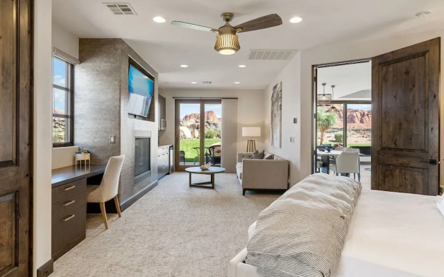 La Vista Encanto #14 4 Bedroom Home