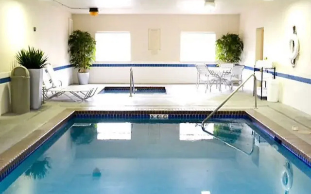 Fairfield by Marriott Inn & Suites Seattle Sea-Tac Airport