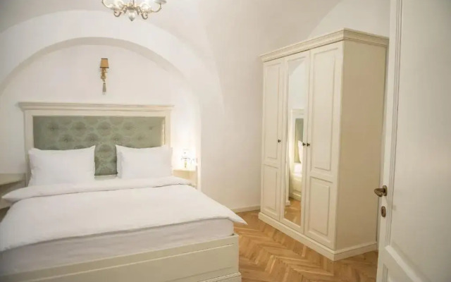 Baroc Apartments & Studio Sibiu