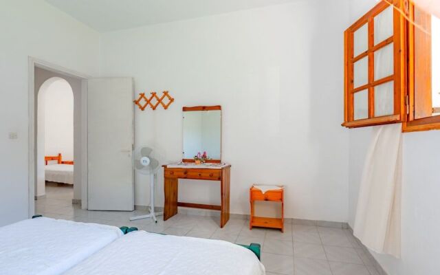 Irini Apartments