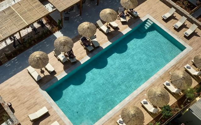 Volta Suites and Villas