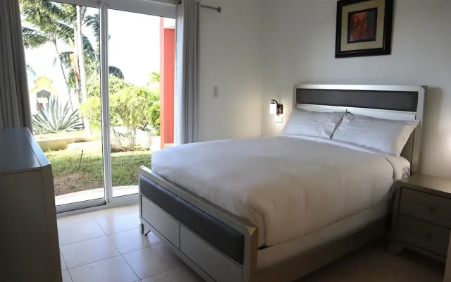 Captivating 2-bed Apartment in Maho