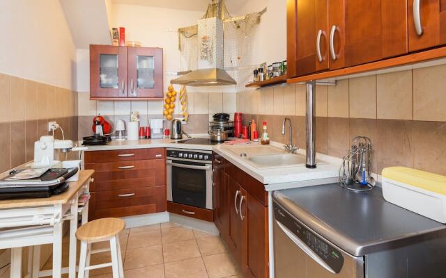 Spacious apt w Magnificent sea View & big Terrace