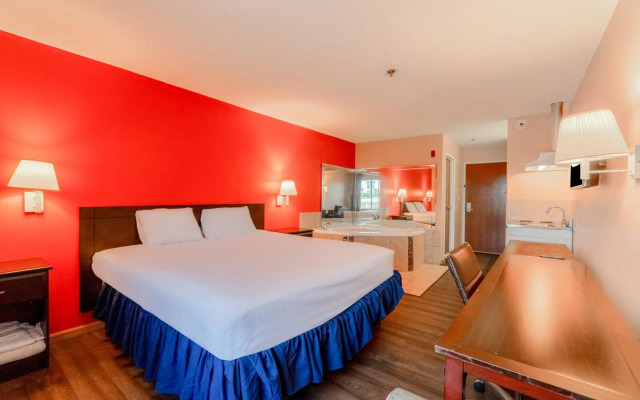 Capital O Fairway Inn - Baytown La Porte TX