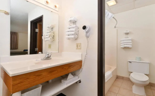 Country Hearth Inn Maryville
