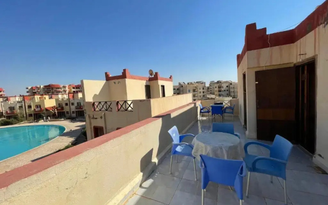 Cheerful 3-bedroom Villa With 6 Pools