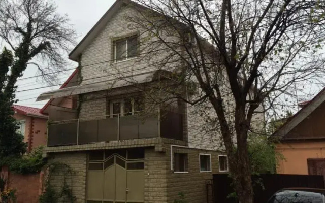 Zhemchuzhnaya Guest House