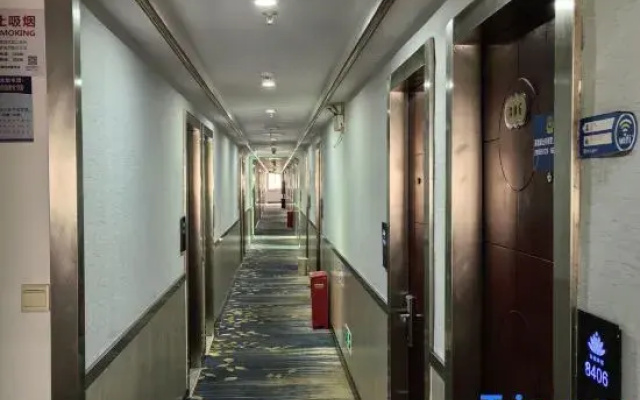 Fenghe Hotel