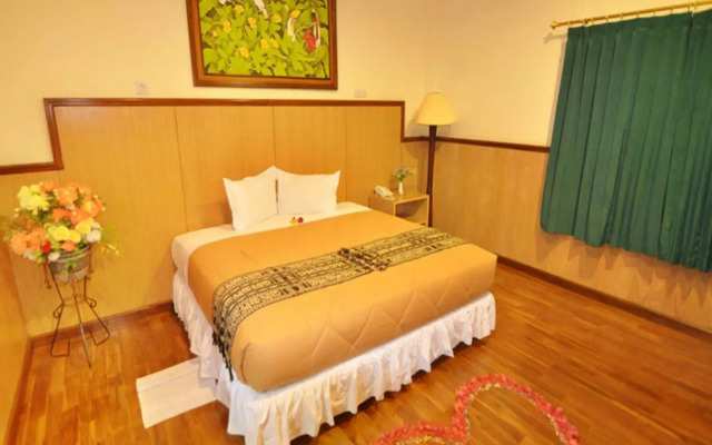 Sylvia Hotel Maumere