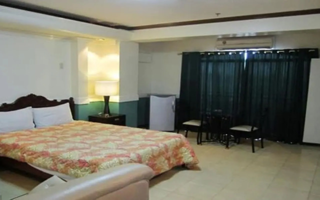 Natalia Hotel