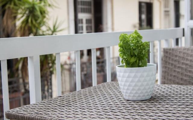 Rastoni Athens Suites nearAcropolis at Tsatsou Street