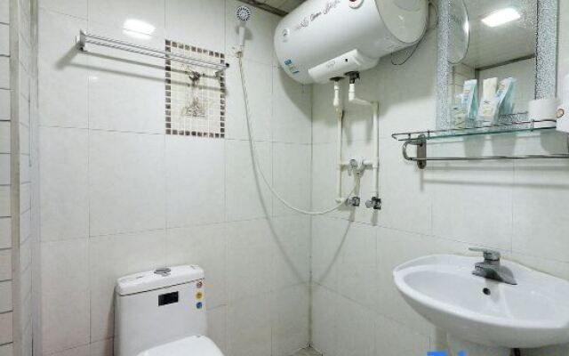 Saturday Express Hotel