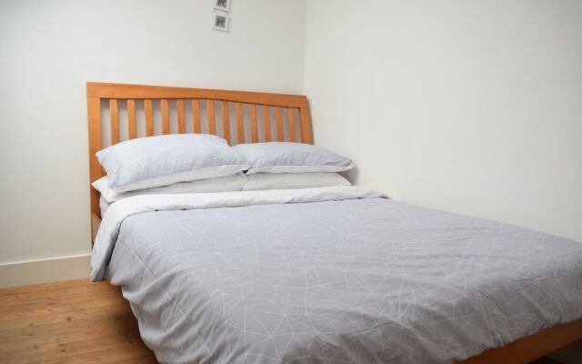 1 Bedroom Flat In Stoke Newington