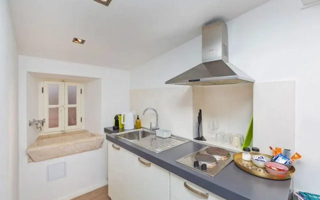 Rafael rooms and apartments by DuHomes