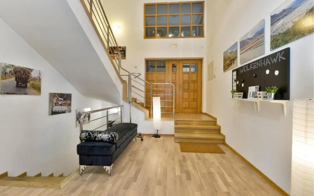 Nice Home in Zagreb With 6 Bedrooms and Wifi