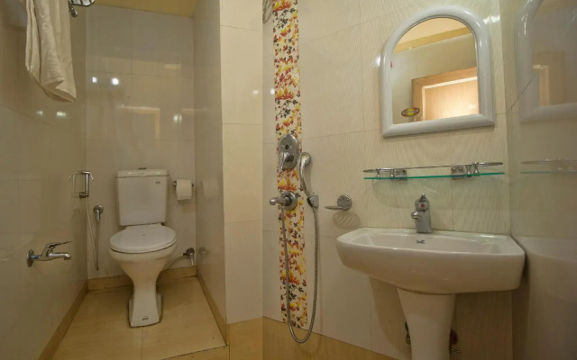 OYO 10695 Hotel Niladri Palace