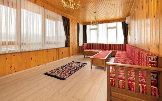 Avulot Mountain Resort Hotel