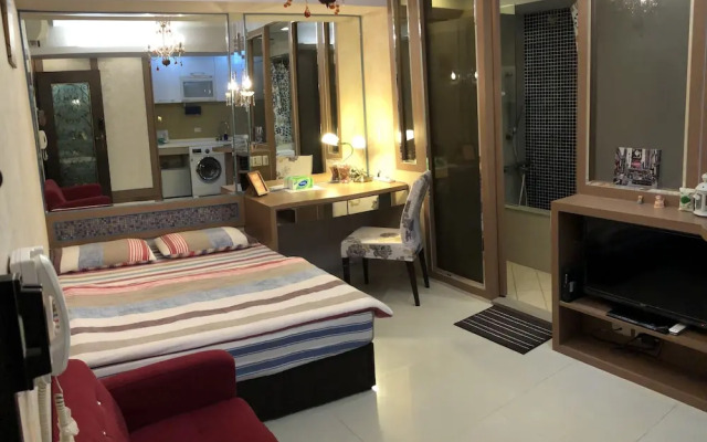 Dongqu Light Inn
