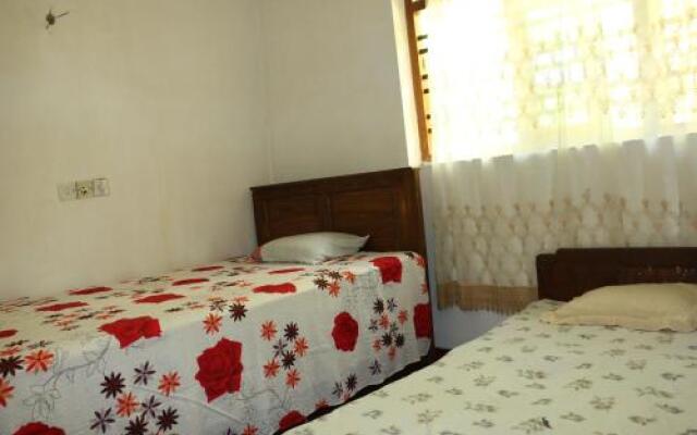 Shanthi Homestay