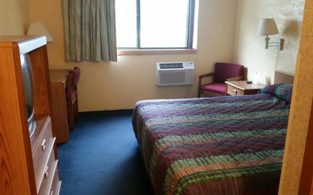 Motel 6-Moline, IL