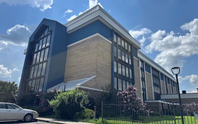 Quality Inn & Suites Memphis